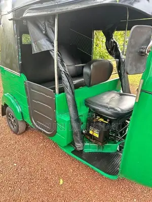 Bajaj RE 4 Stroke 2014