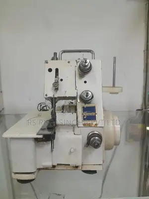 Yamata Baby Overlock Machine
