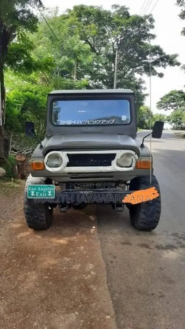 Daihatsu F55 1982