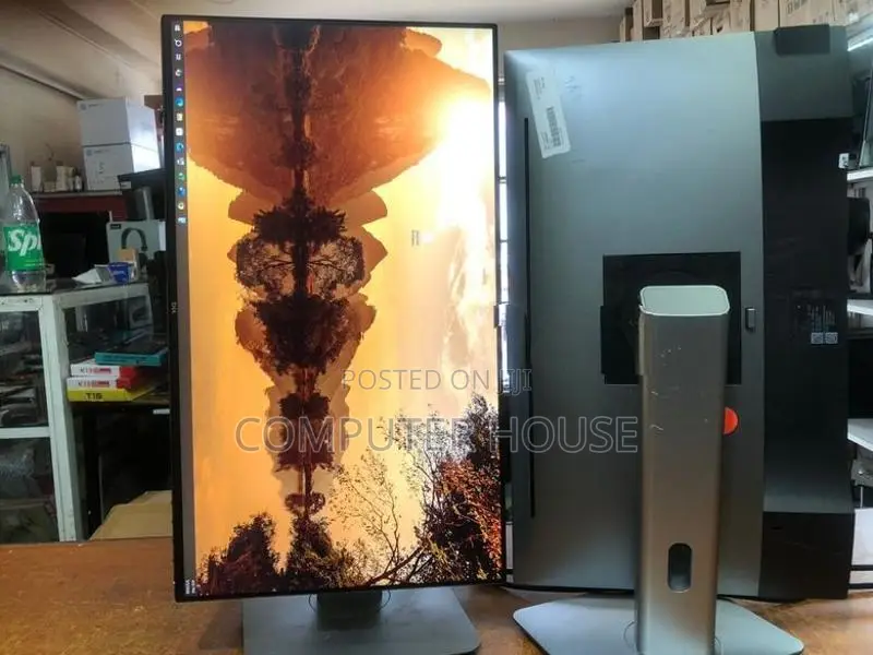DELL Ultrasharp 24” IPS Frameless Monitor