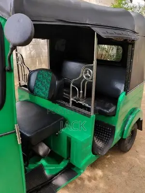 Bajaj RE 2008
