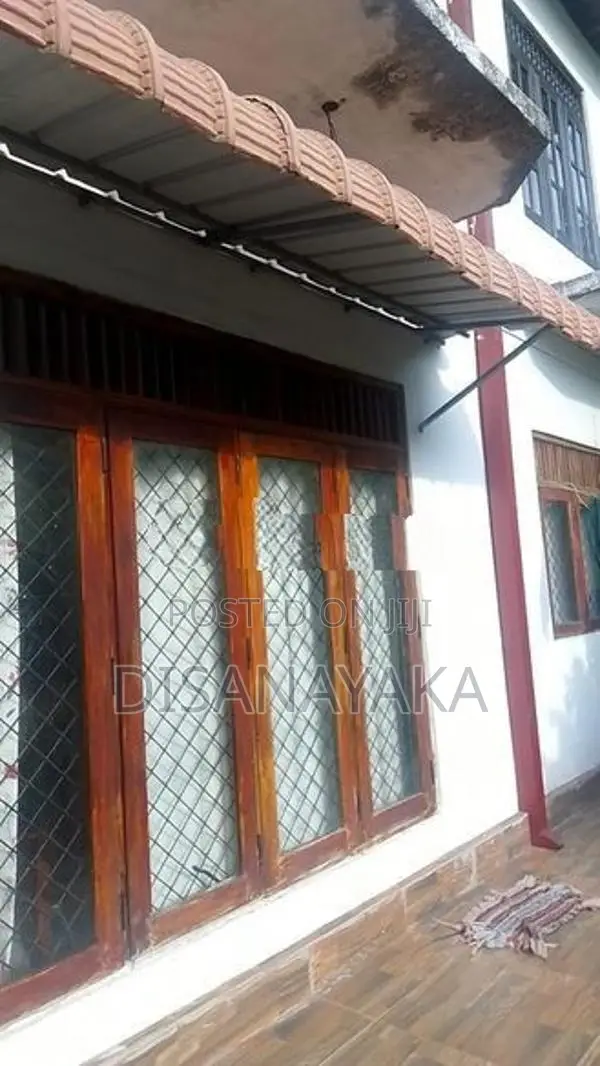 Two Storey House for Sale Nugegoda Ds1320