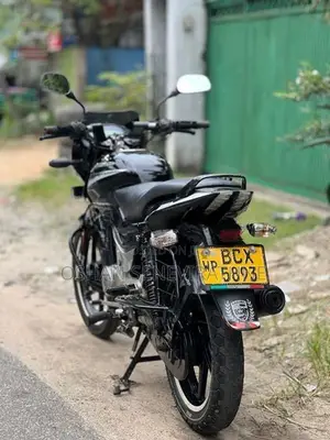 Bajaj Pulsar 150 2015