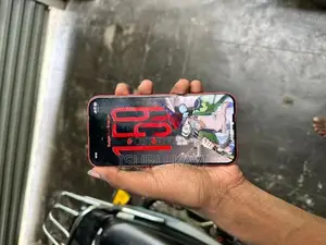 Apple iPhone 12 (Used)