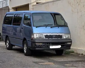 Toyota Hiace 1990