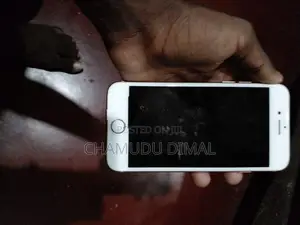 Apple iPhone 8 (Used)