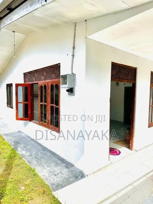 Single Storey House for Sale Pannipitiya Ds308040