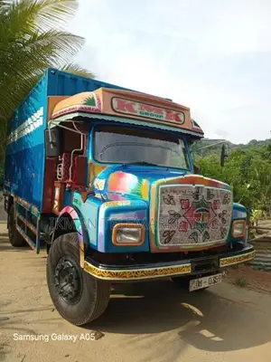 Tata 1613 Lorry 2004