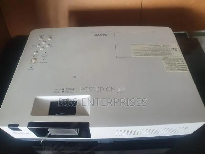 Sanyo Projector