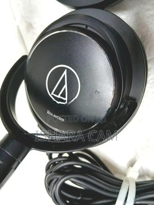 audio-technica DJ headphones