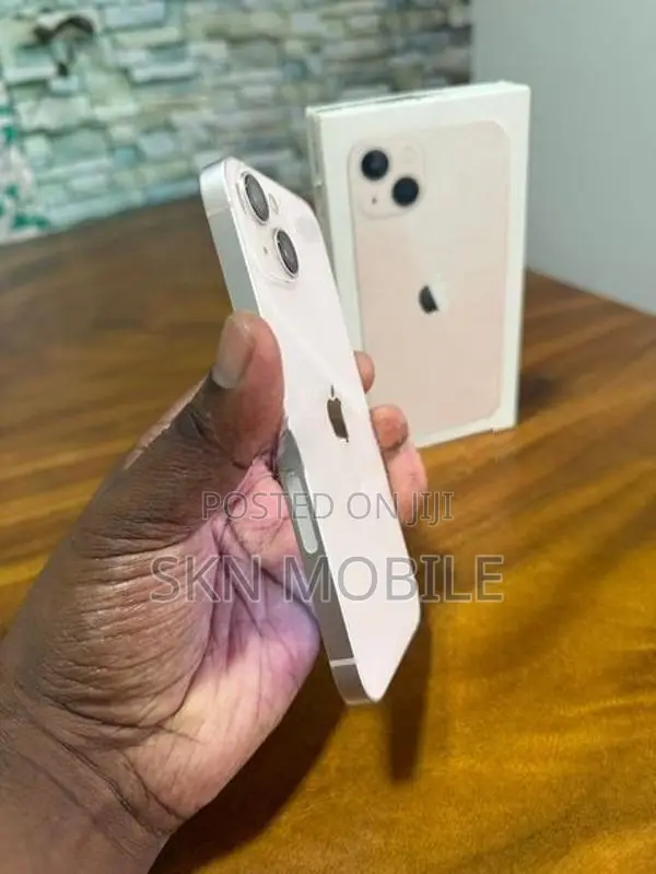 Apple iPhone 13 128GB (Used)