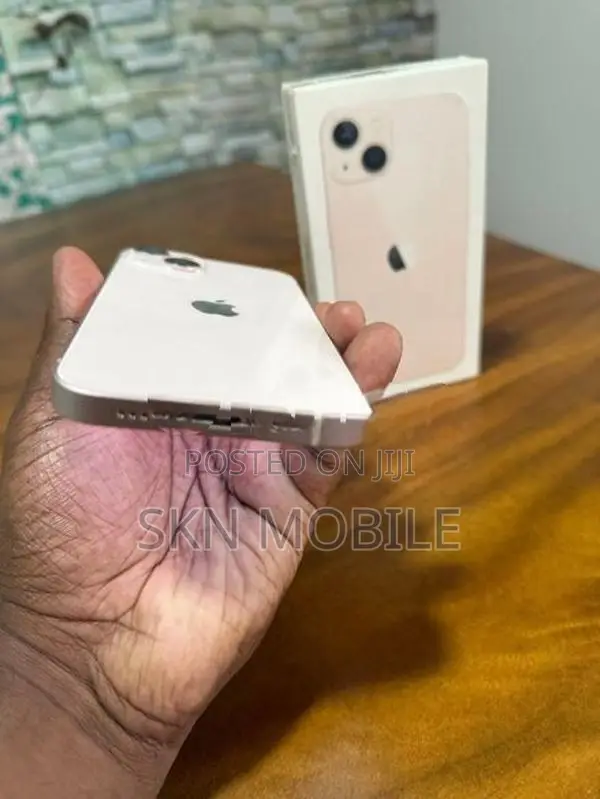 Apple iPhone 13 128GB (Used)