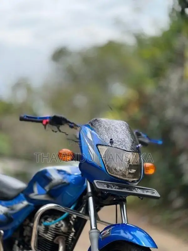 Bajaj CT100 2006