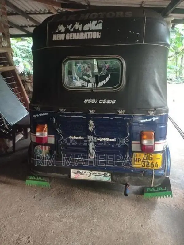 Bajaj RE 2004