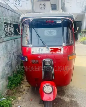 Bajaj RE 2003