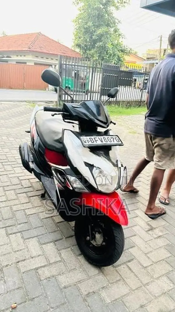 Yamaha Ray ZR 2017
