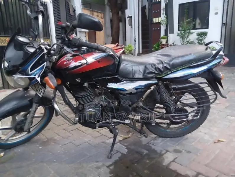 Bajaj Discover 125 2004