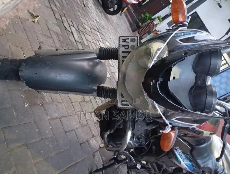 Bajaj Discover 125 2004