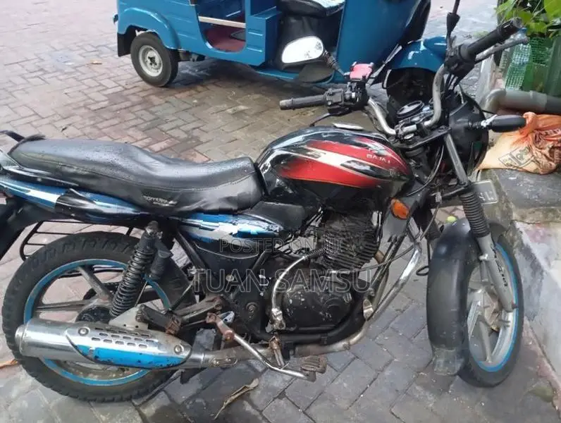 Bajaj Discover 125 2004