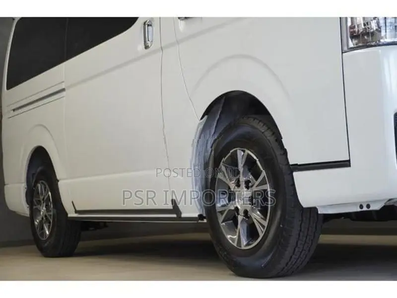 Toyota KDH Darkprime 2 TRH200 2025