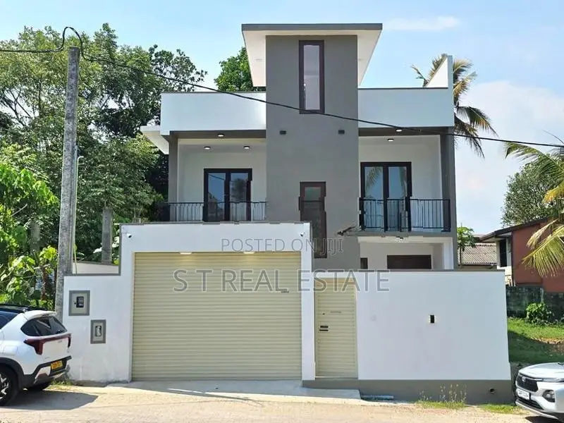 Newly Build Luxury Three Storey House for Sale in Kottawa