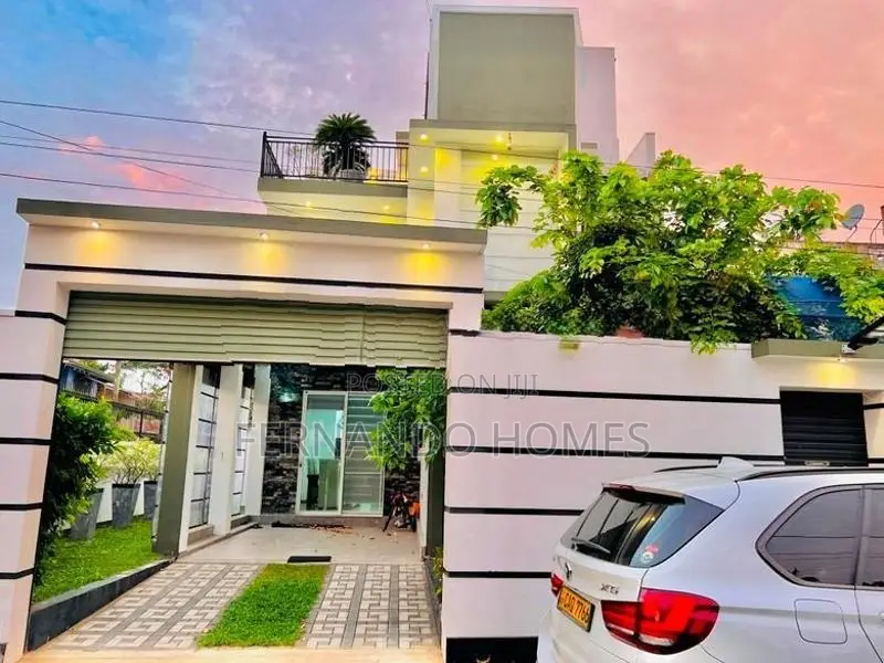 High Residential Area Of Negombo Town Luxurious Modern House For Sale