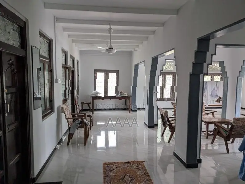 Hotel Room for Rent - Jaffna City