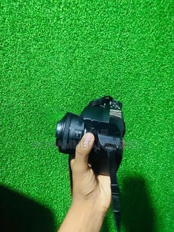 Canon EOS 200D Mark II DSLR