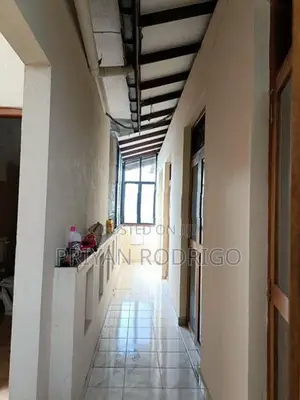 Delkanda - 05 Bed Room Large house on 14 Perches of Land for Sale