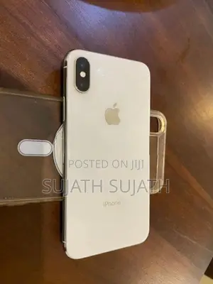 Apple iPhone X (Used)