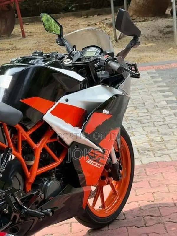 KTM RC 200 2019