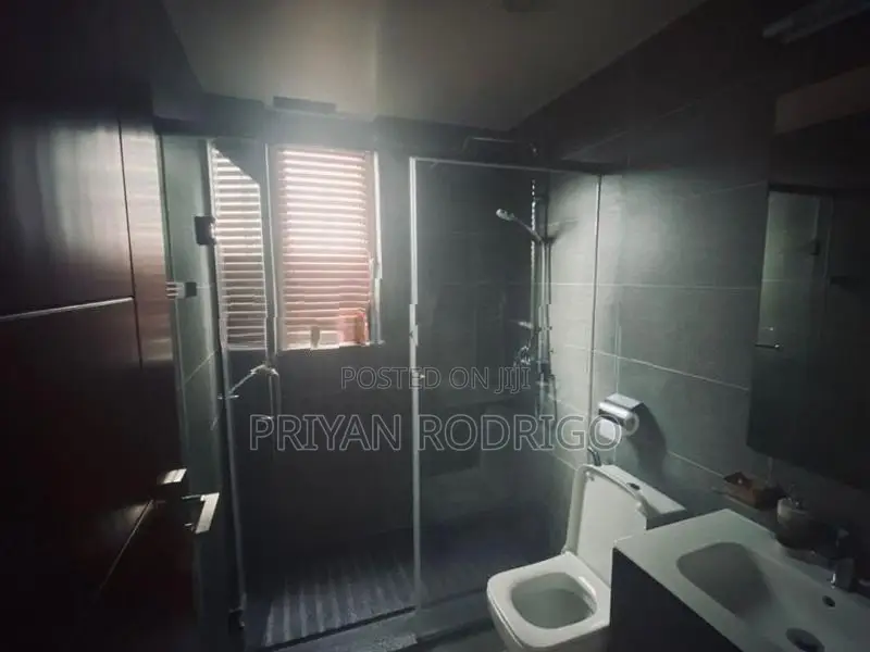 Astoria 03 Bed Rooms Apartment for Sale