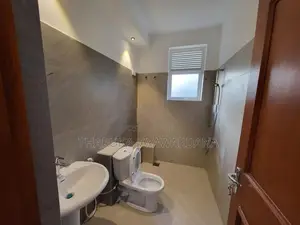 Brand New 2nd Floor House for Rent Battaramulla