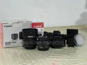 Canon M50