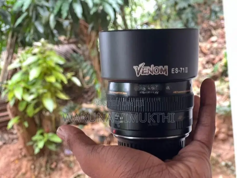 Canon M50