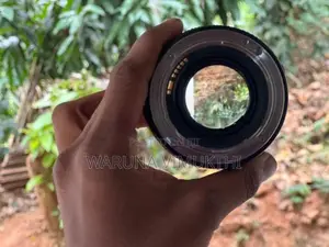 Canon M50