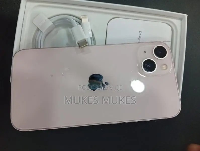 Apple iPhone 13 (Used)