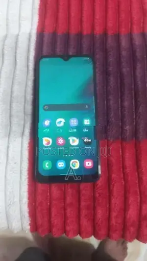 Samsung Galaxy A50 (Used)