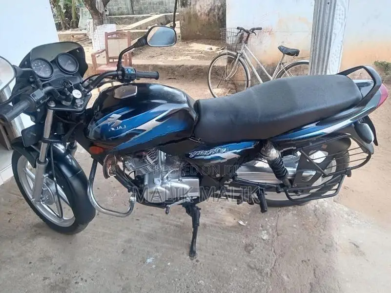 Bajaj Discover 125