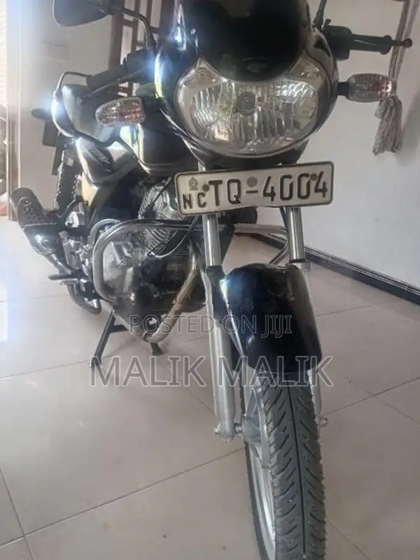 Bajaj Discover 125