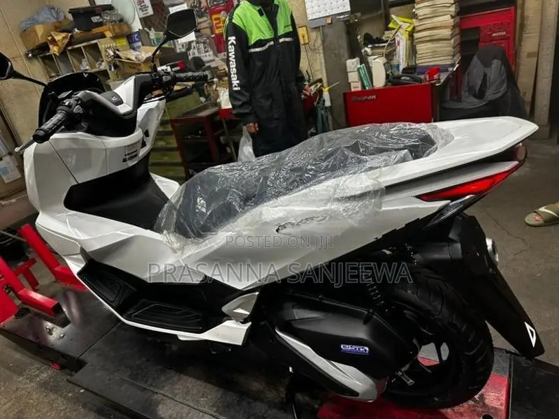 Honda PCX 125 2025