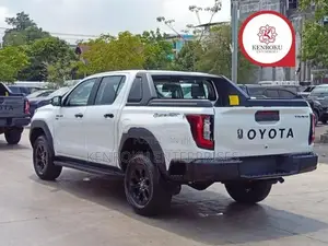 Toyota Hilux Travo Overland Plus 2026