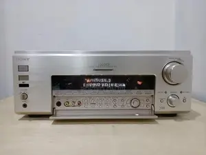 Sony STR-V555ES