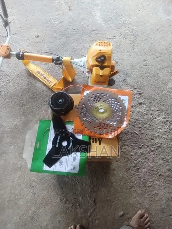තණකොල කපන මැශීම