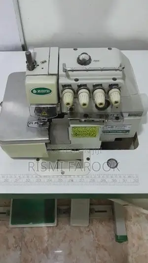 Singer 5 Threads Overlock Zoje Machine