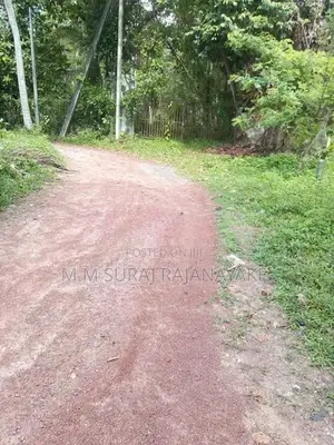 Land for Sale in Katunayake