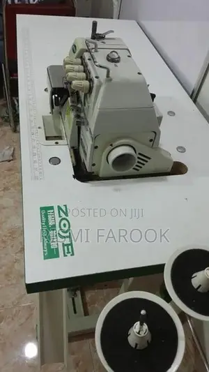 Singer 5 Threads Overlock Zoje Machine
