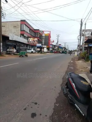 Land for Sale in Katunayake