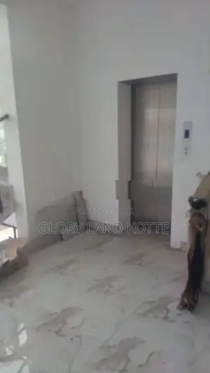 Floor for Rent in Delkanda Junction