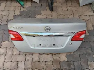 Nissan SylphY B17 Dicky Door